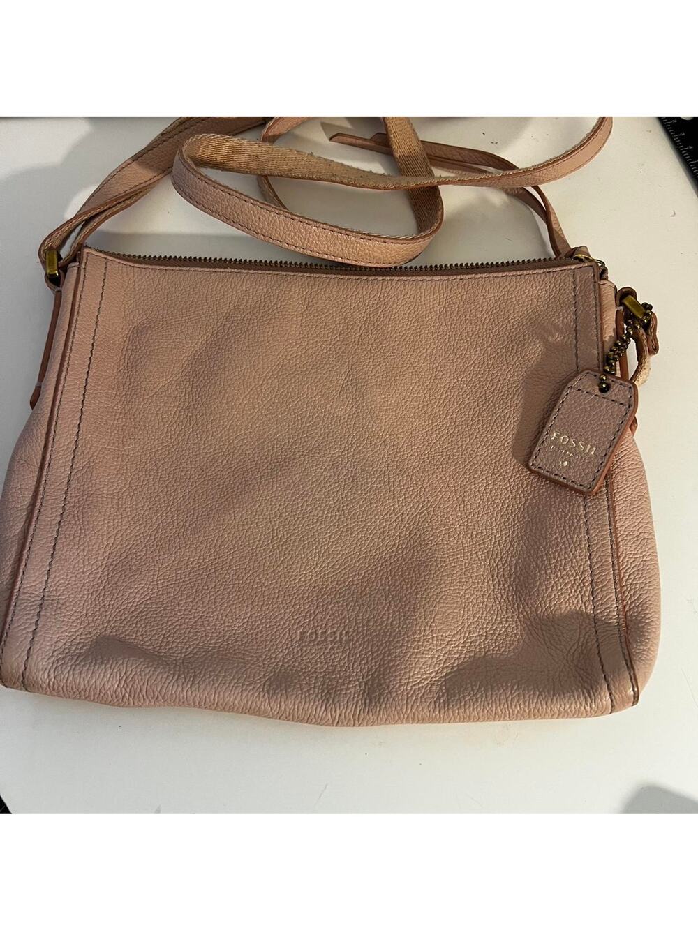 Fossil pink leather crossbody bag